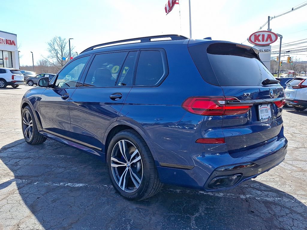 Used 2020 BMW X7 M50i w/ Dynamic Handling Package image 14