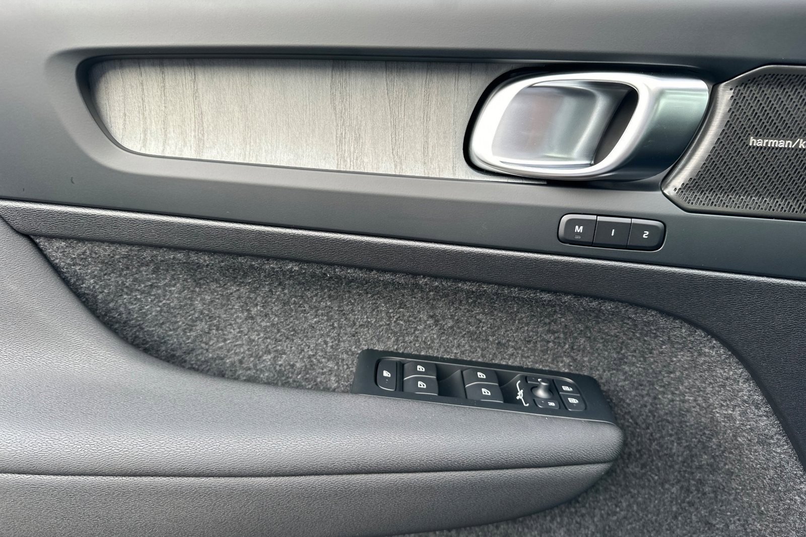 New 2026 Volvo XC40 B5 Plus w/ Climate Package image 14