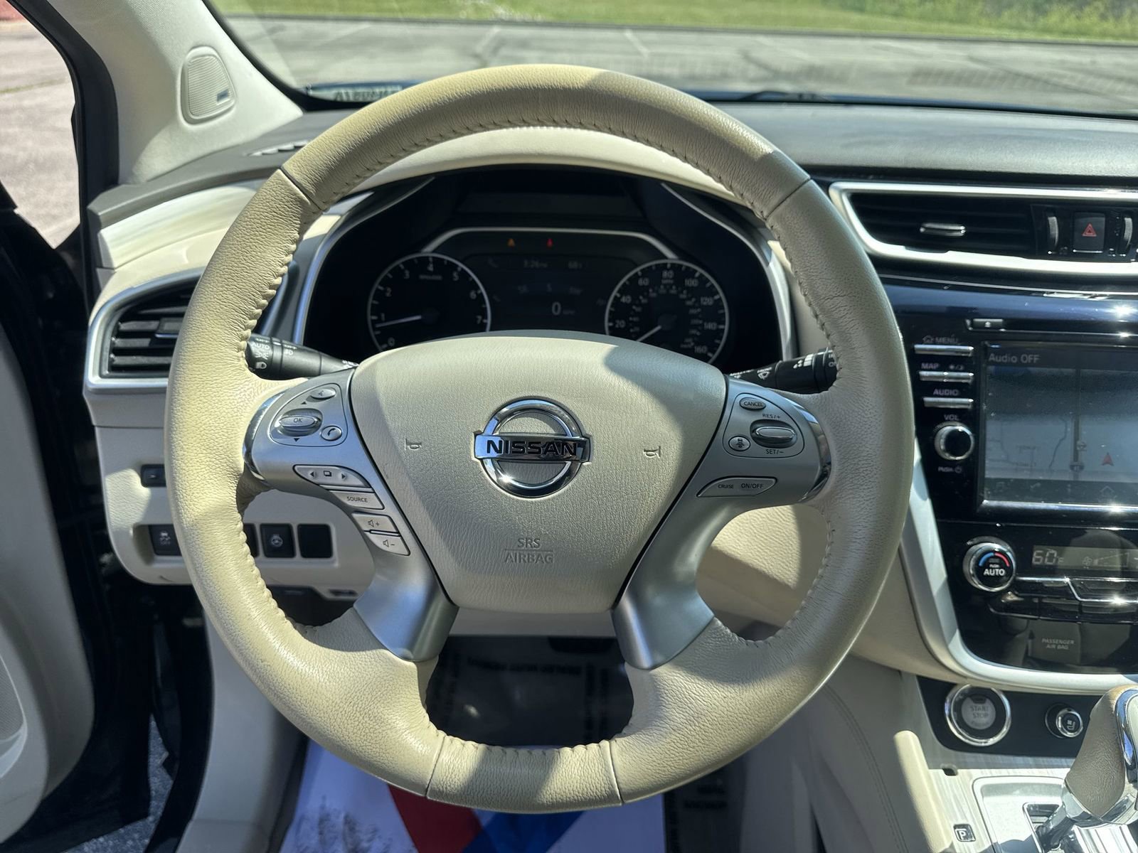 Used 2015 Nissan Murano Platinum w/ Platinum Technology Package AWD/4WD image 18