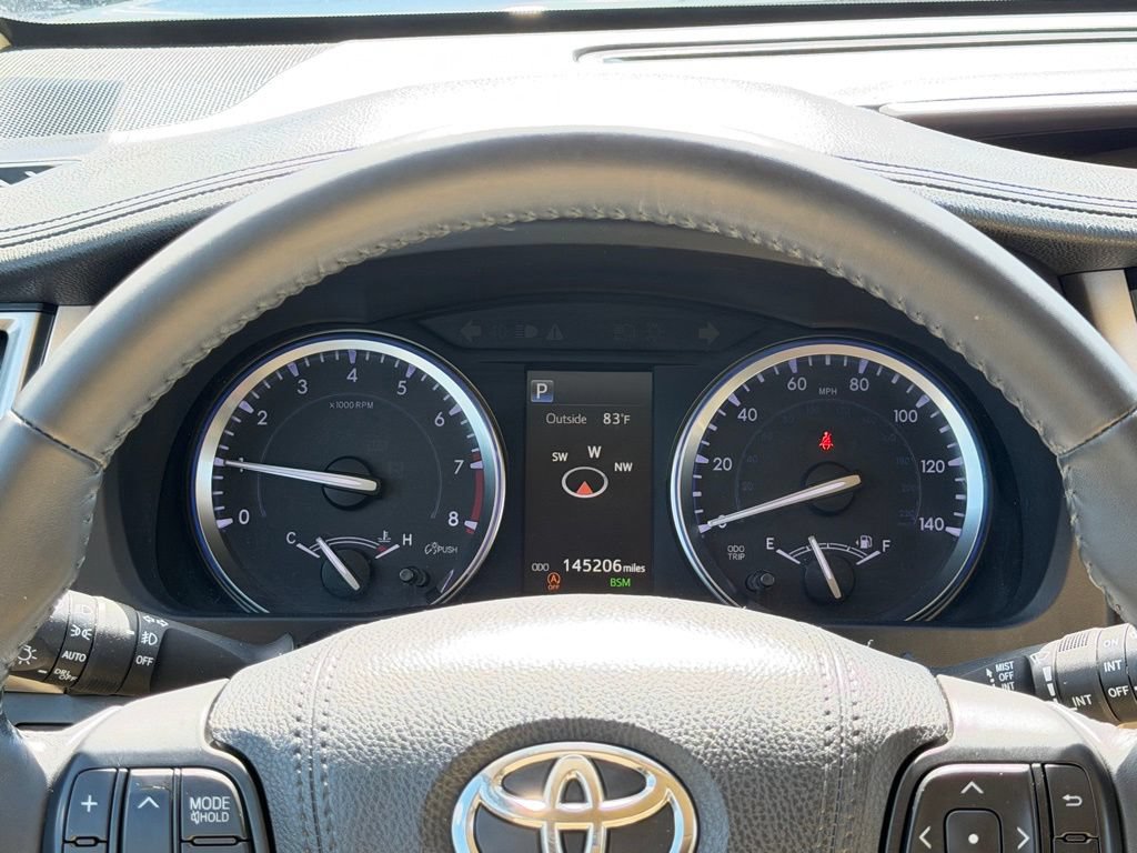 Used 2018 Toyota Highlander XLE AWD/4WD image 34