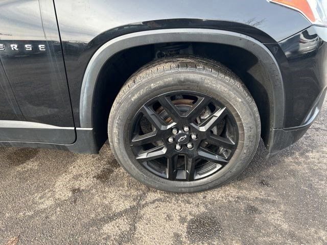 Used 2020 Chevrolet Traverse LT image 46