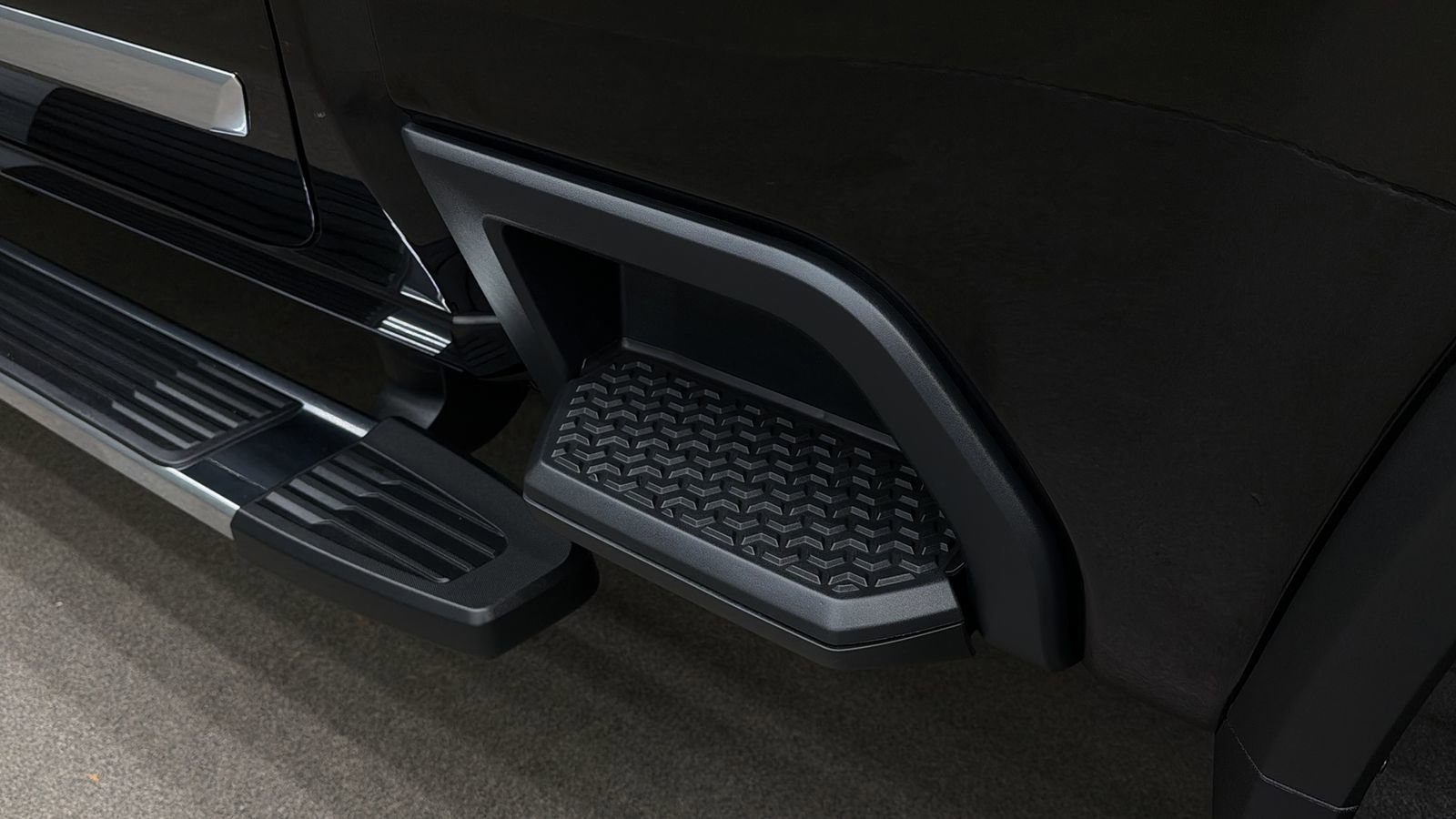 Used 2025 Chevrolet Silverado 2500 High Country w/ Technology Package image 20