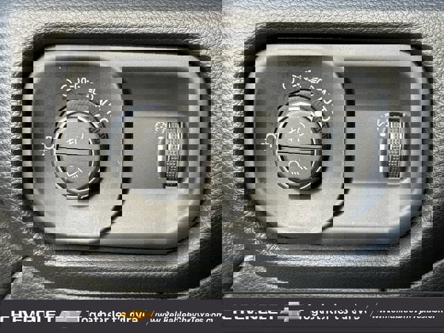 Used 2024 RAM 3500 Big Horn image 28