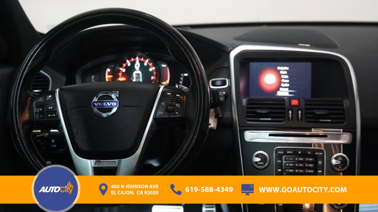 Used 2017 Volvo XC60 T6 R-Design w/ Climate Package image 5