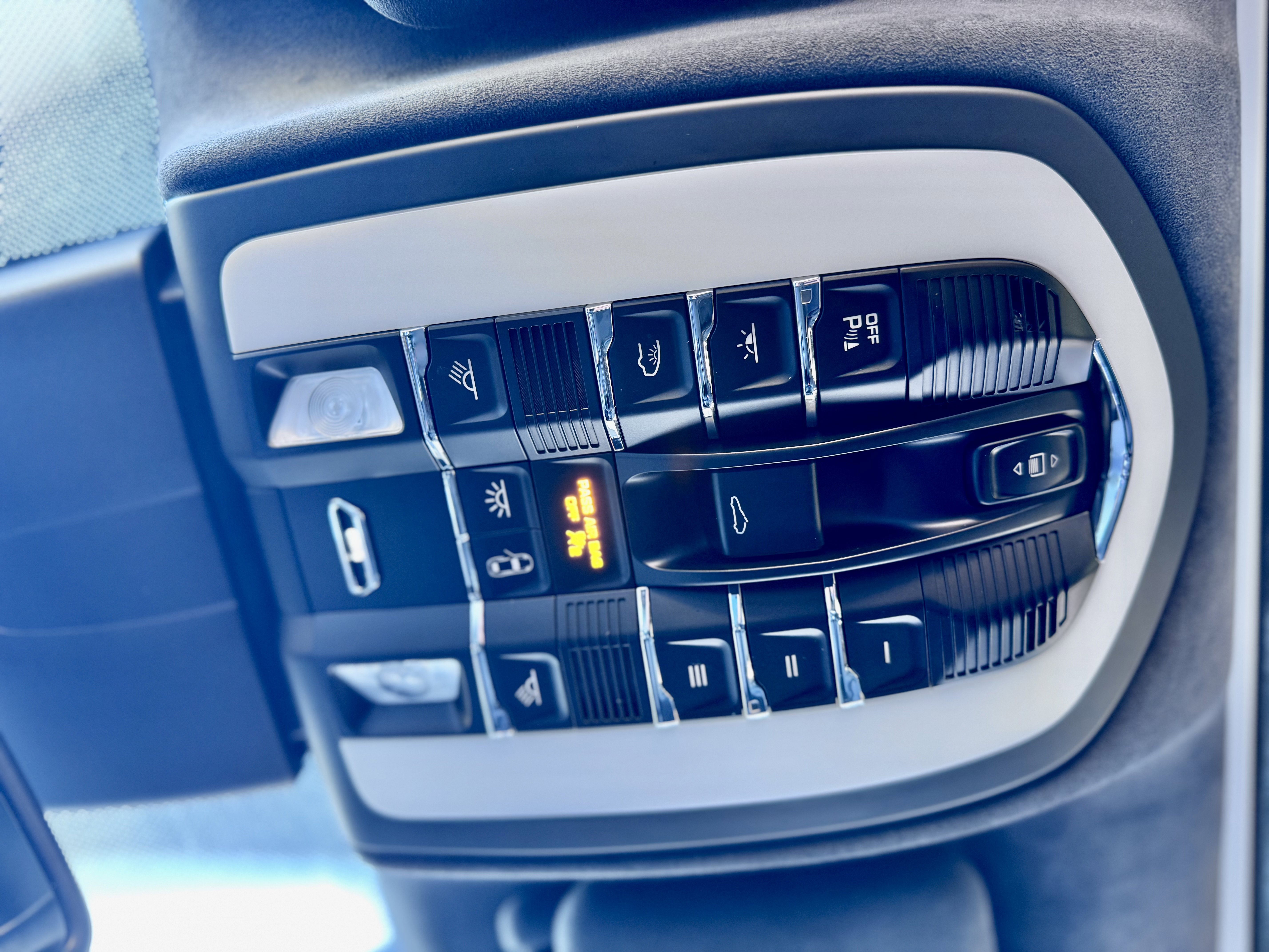 Used 2014 Porsche Cayenne Turbo S image 82