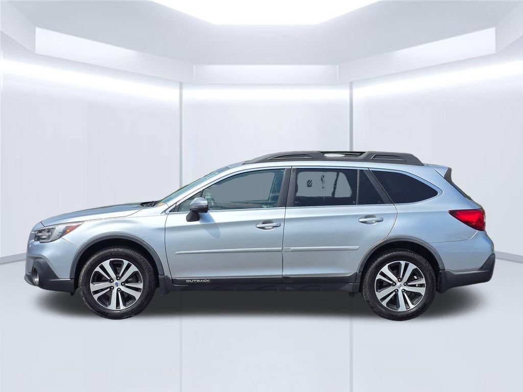Used 2018 Subaru Outback 2.5i Limited AWD/4WD image 16