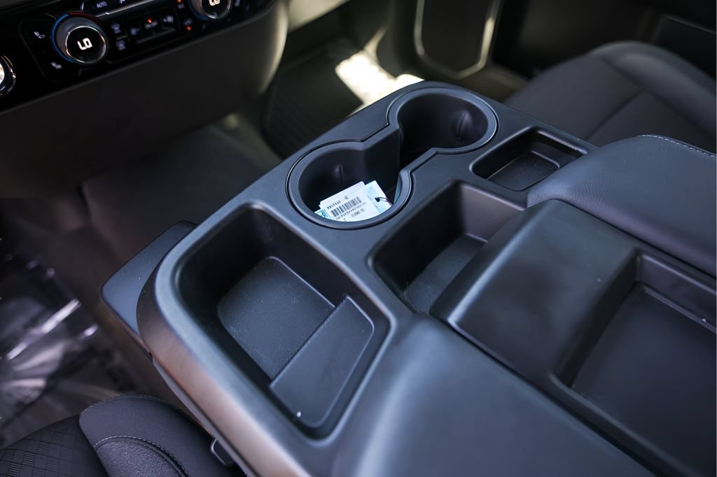 Used 2024 Chevrolet Silverado 1500 LT AWD/4WD image 22