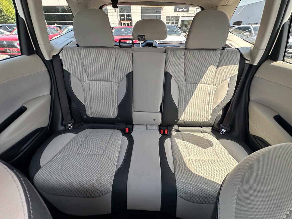 Used 2020 Subaru Forester Premium AWD/4WD image 17