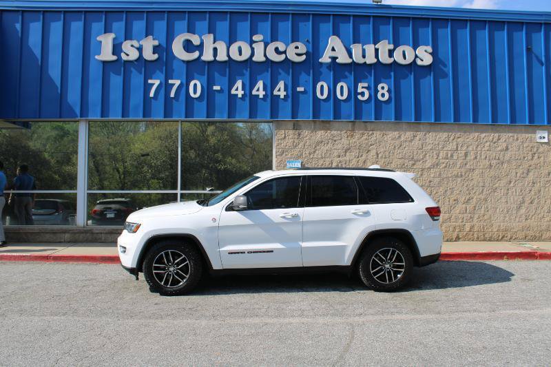 Used 2017 Jeep Grand Cherokee Trailhawk w/ Trailhawk Luxury Group AWD/4WD image 22