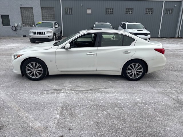 Used 2015 INFINITI Q50 Premium w/ Navigation Package image 10