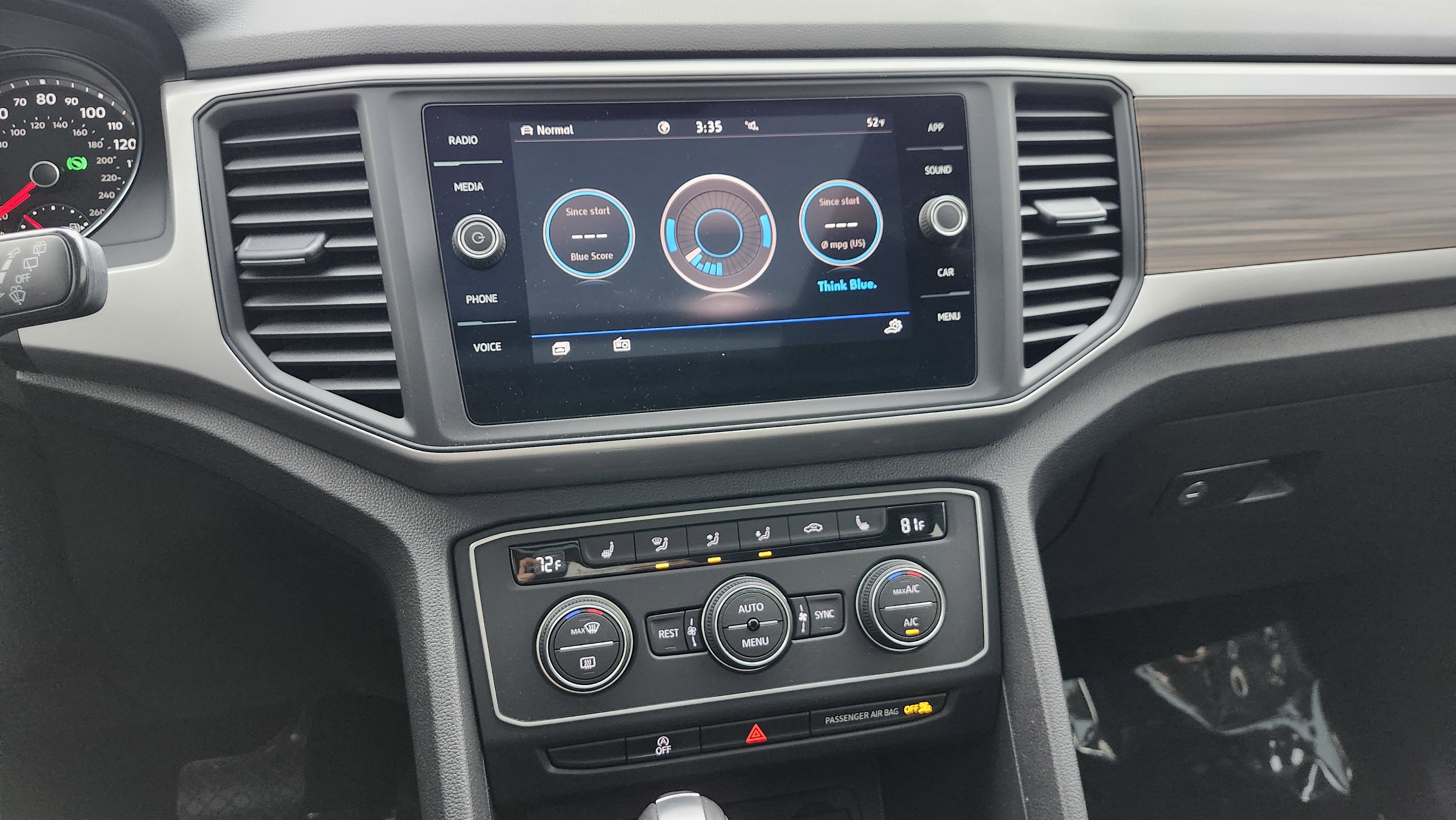 Used 2021 Volkswagen Atlas SE w/ Panoramic Sunroof Package image 32