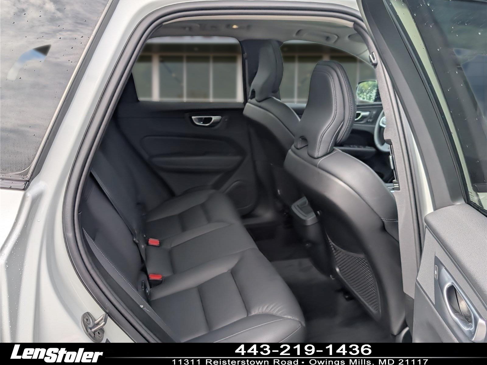 Used 2024 Volvo XC60 B5 Plus w/ Protection Package Premier AWD/4WD image 12