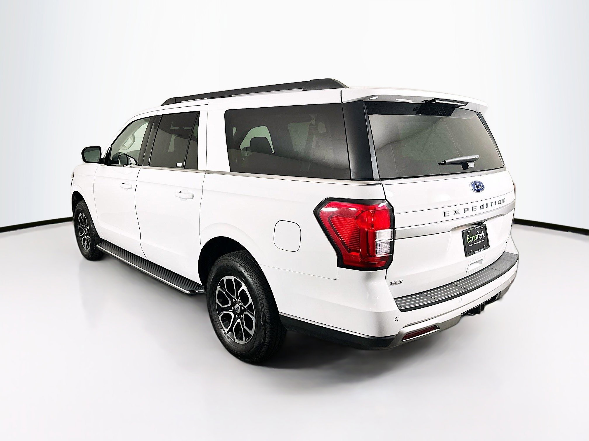 Used 2023 Ford Expedition Max XLT RWD image 5