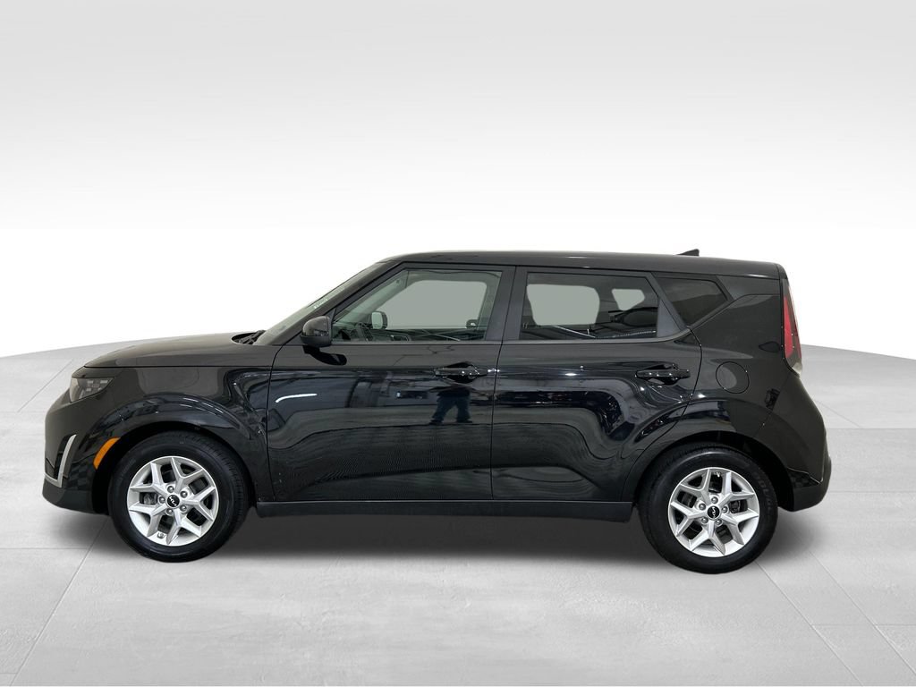 Used 2023 Kia Soul LX w/ LX Technology Package FWD video 2