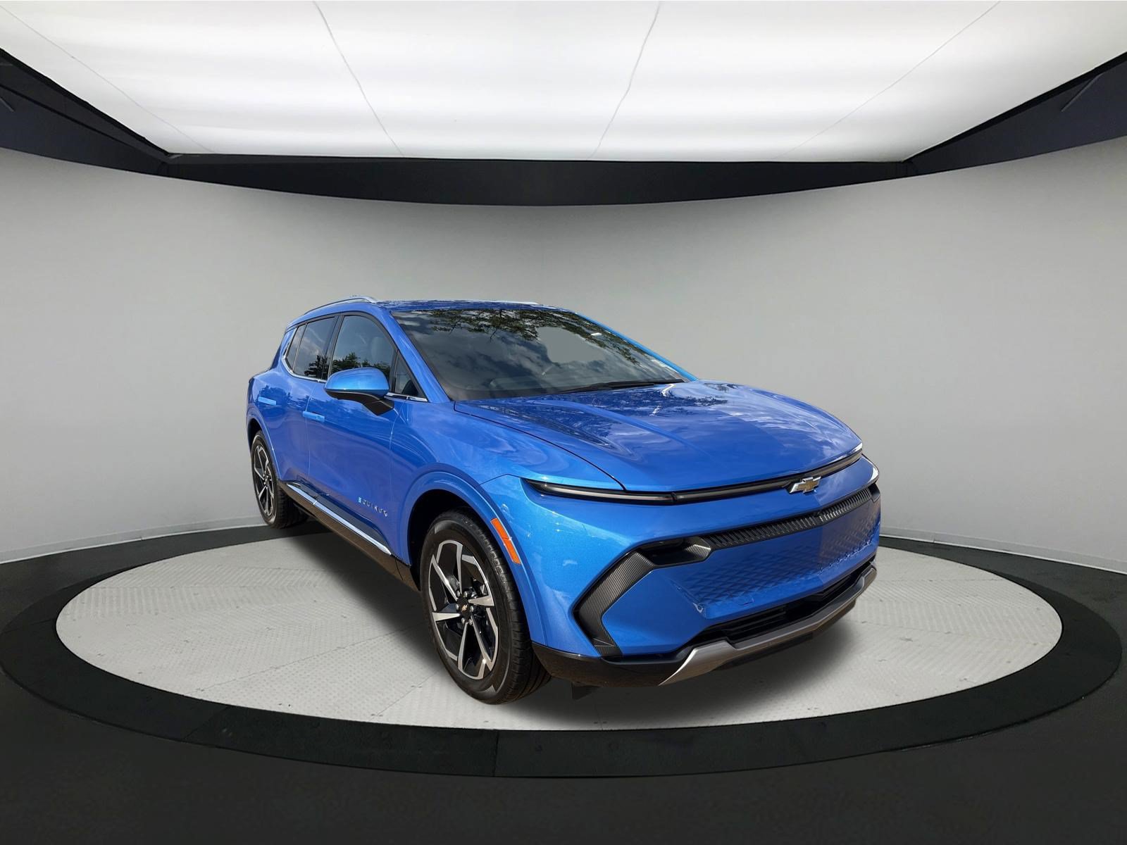 Used 2025 Chevrolet Equinox EV LT w/ Convenience Package FWD image 5
