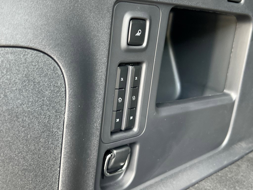 New 2025 Lincoln Navigator L Reserve w/ Jet Appearance Package image 14