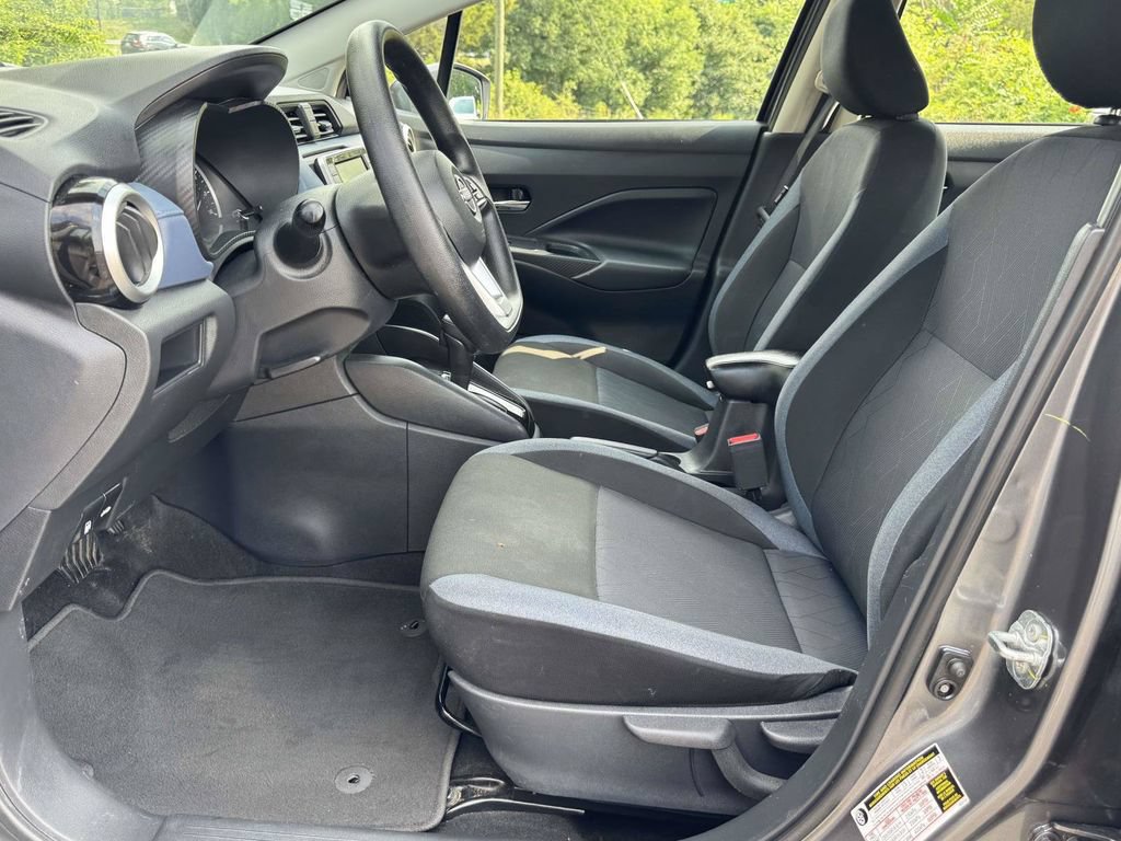 Used 2024 Nissan Versa SV FWD image 21