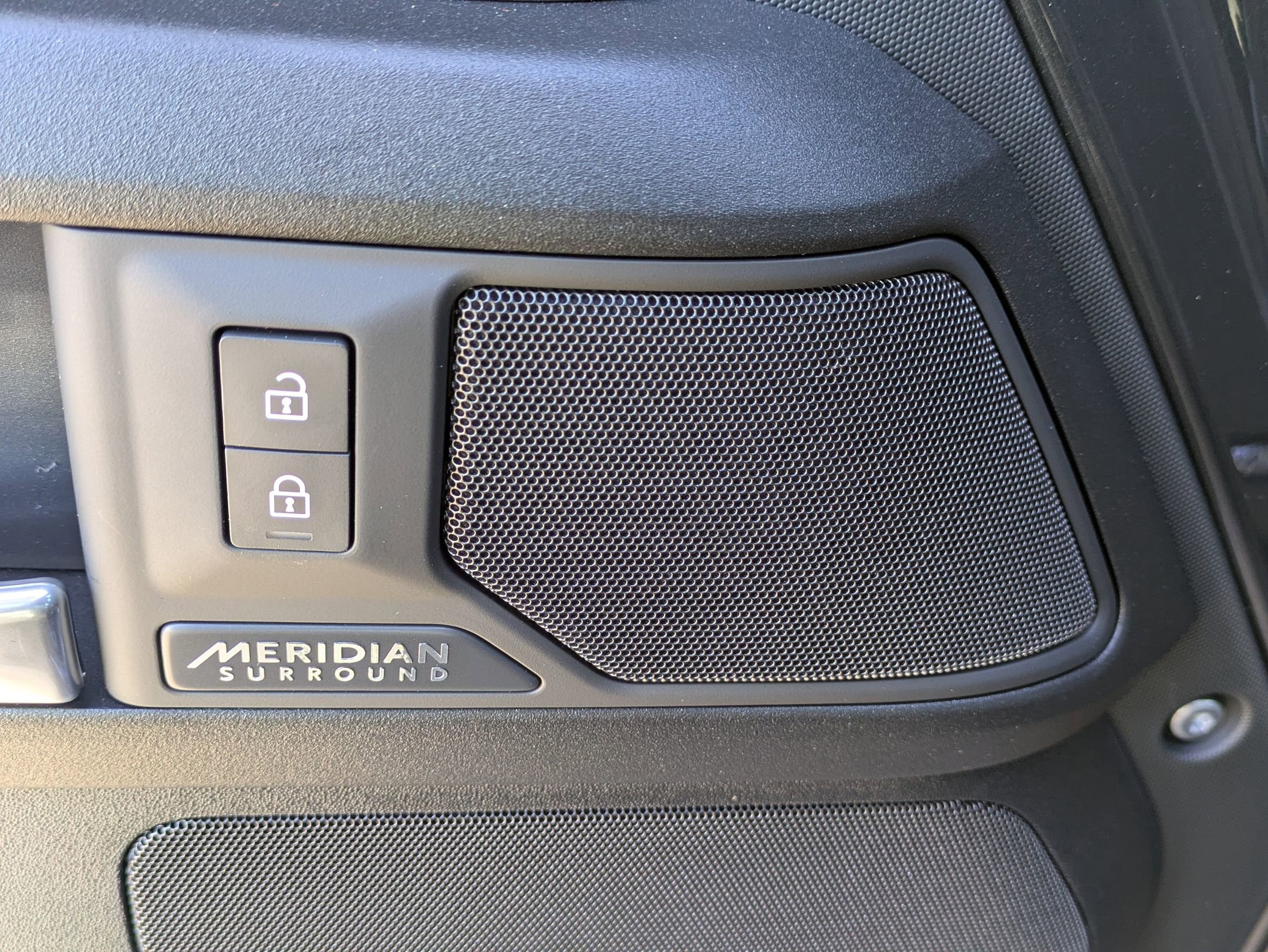 New 2026 Land Rover Defender 130 V8 image 23