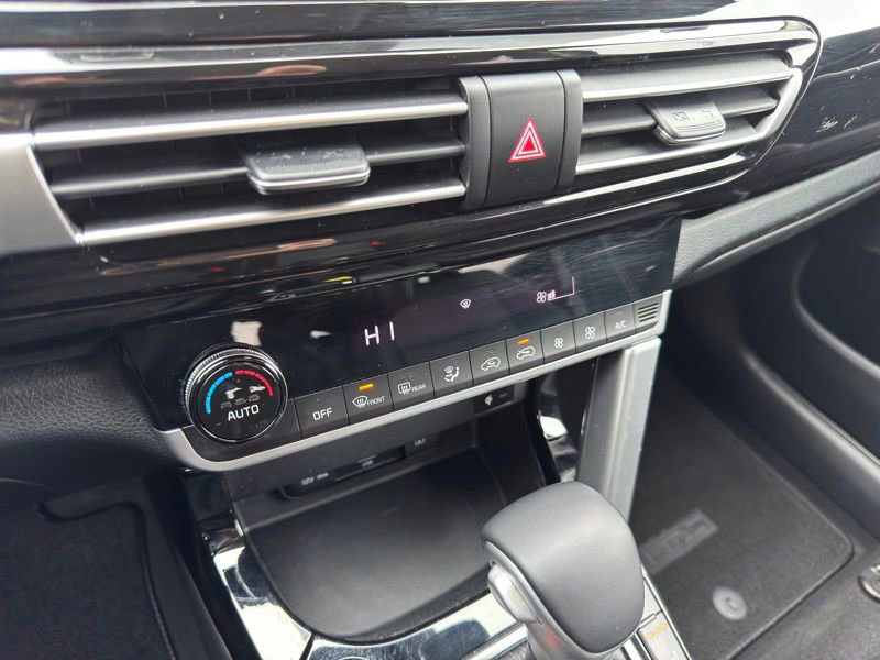 Used 2022 Kia Seltos EX image 20