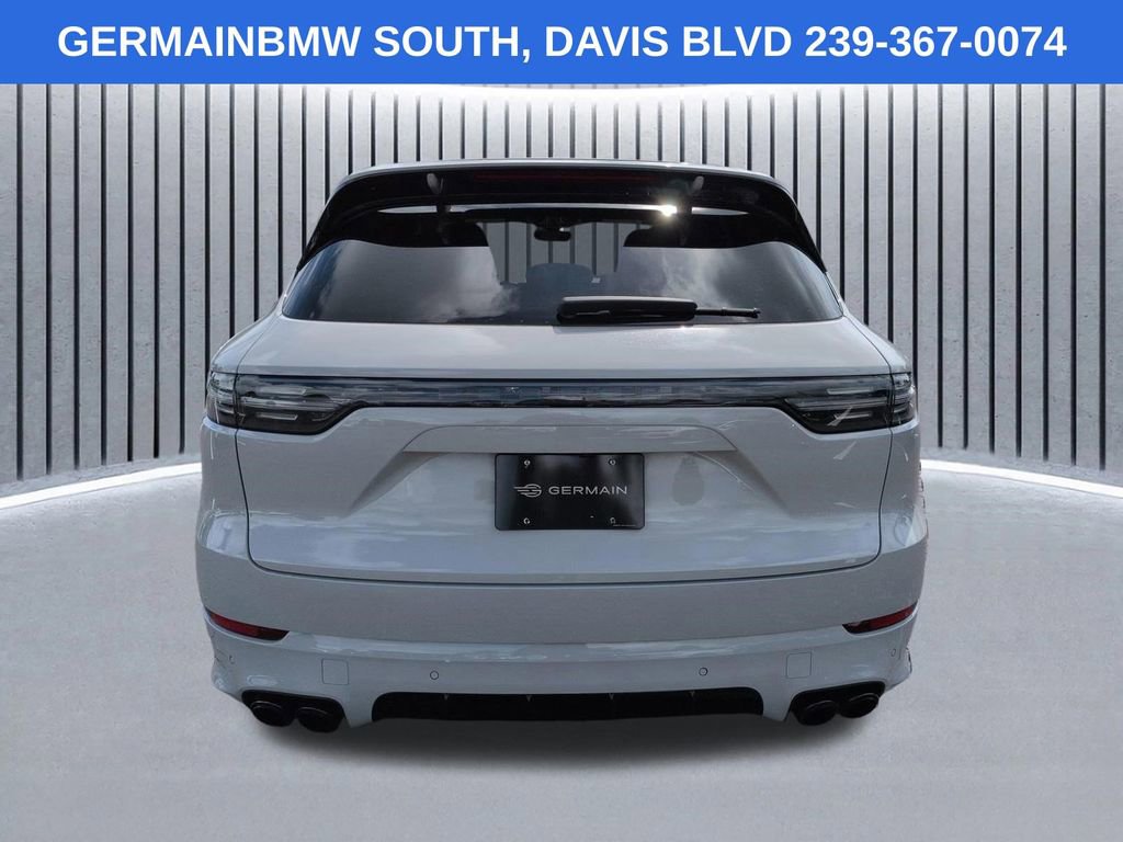 Used 2022 Porsche Cayenne GTS AWD/4WD image 6