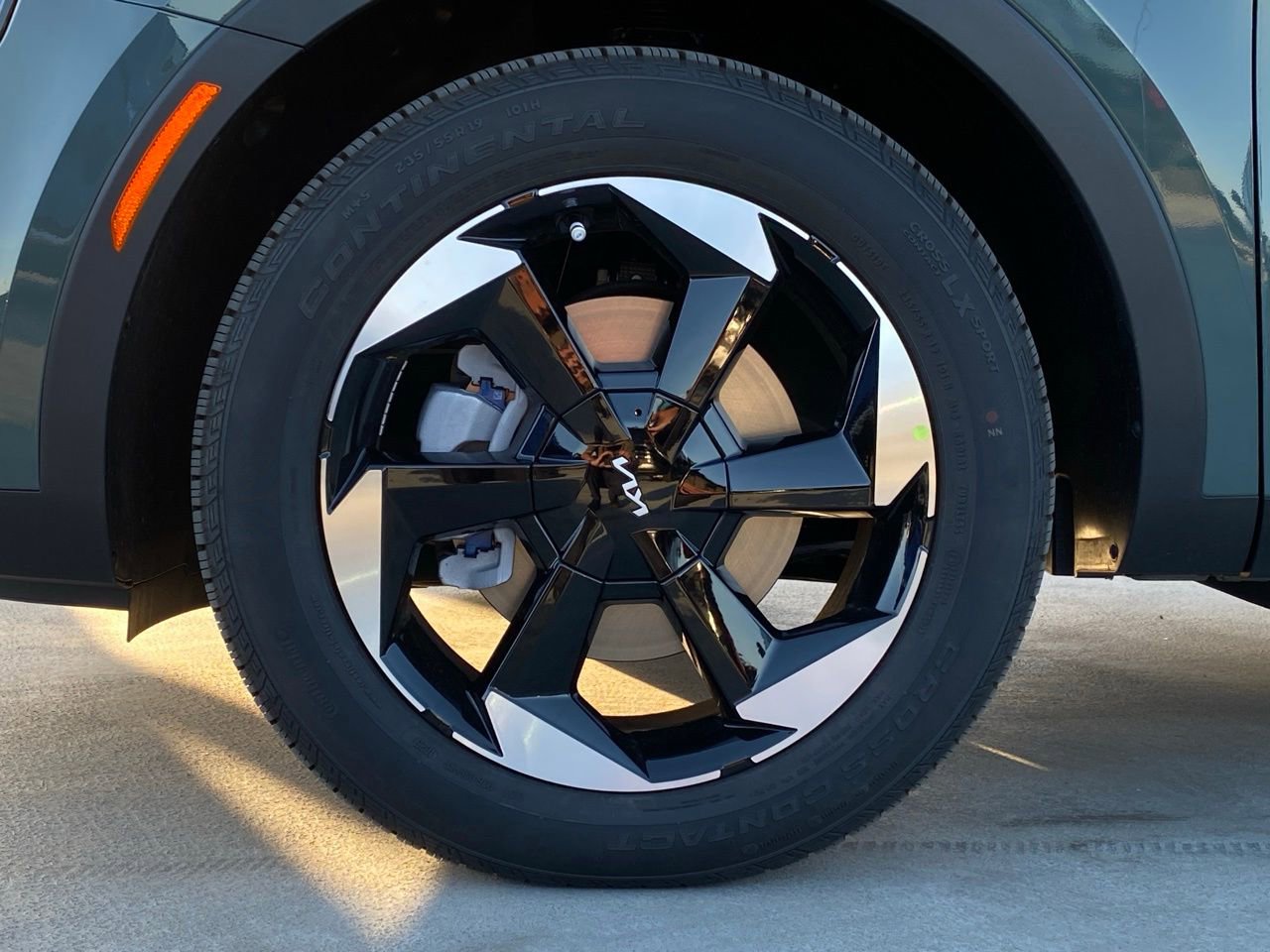 New 2026 Kia Sorento EX FWD image 10