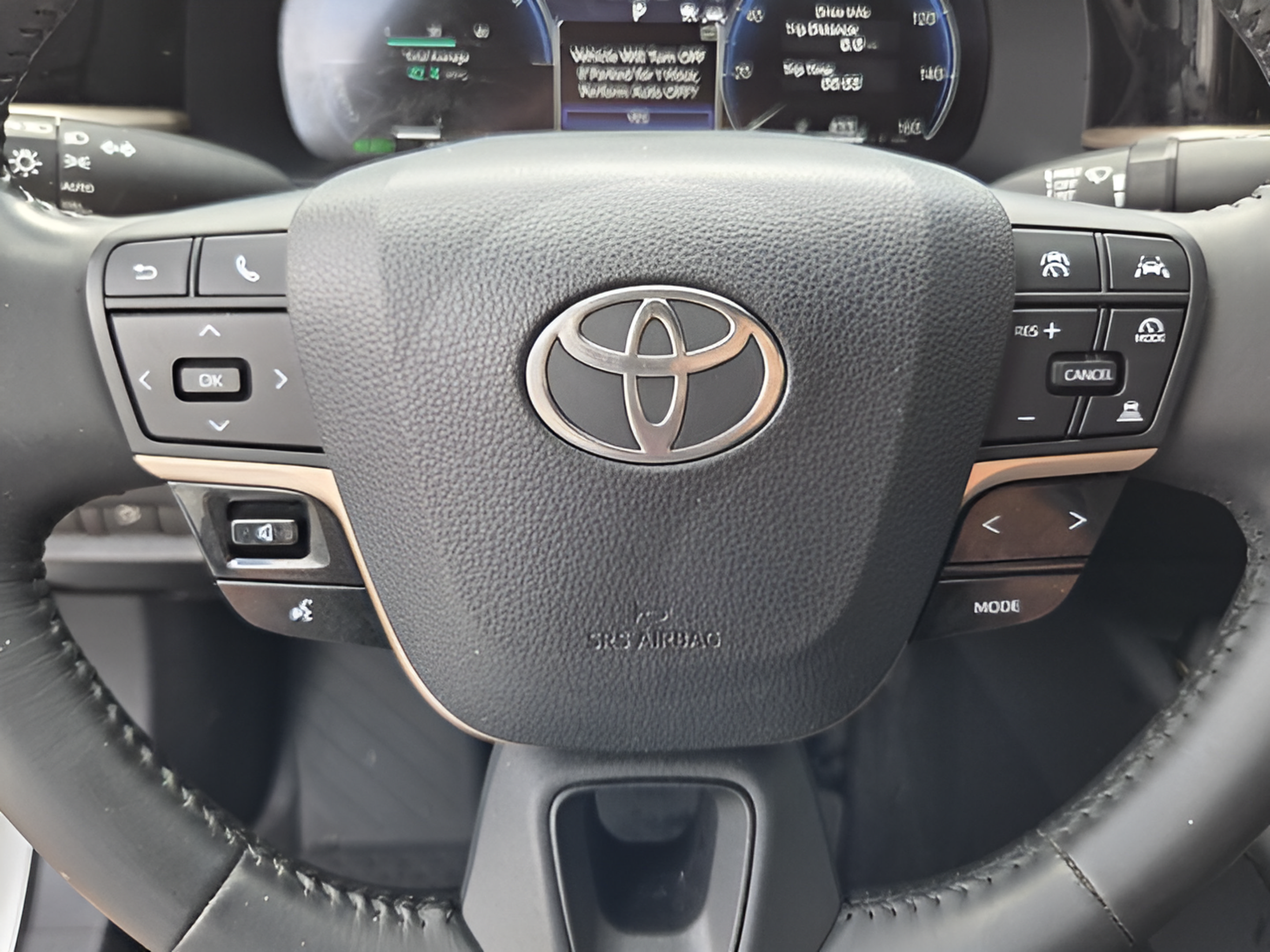 Used 2023 Toyota Crown AWD/4WD image 23