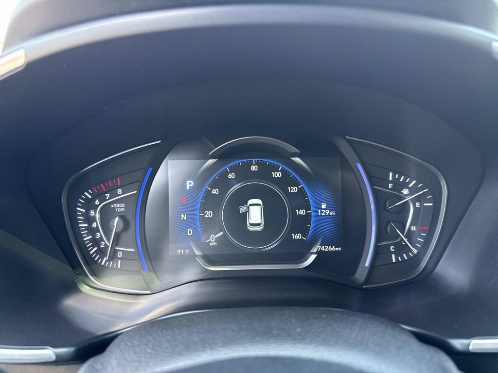 Used 2020 Hyundai Santa Fe Limited w/ Cargo Package FWD image 27