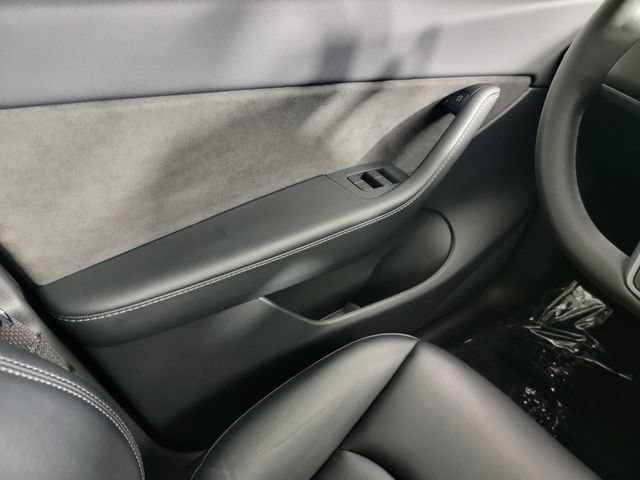 Used 2021 Tesla Model Y Performance AWD/4WD image 26