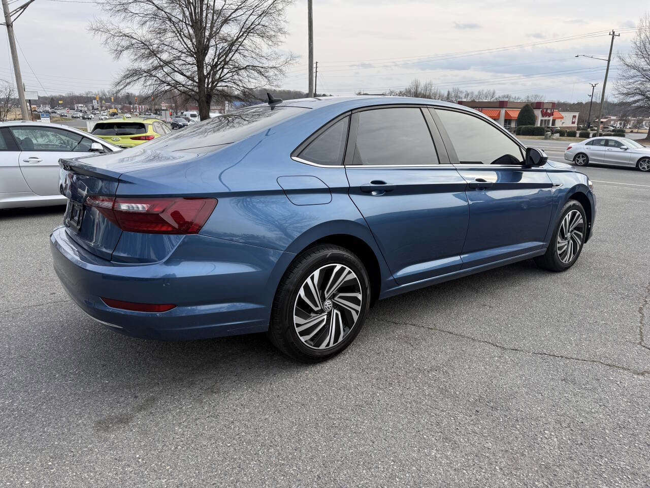 Used 2020 Volkswagen Jetta SEL image 5