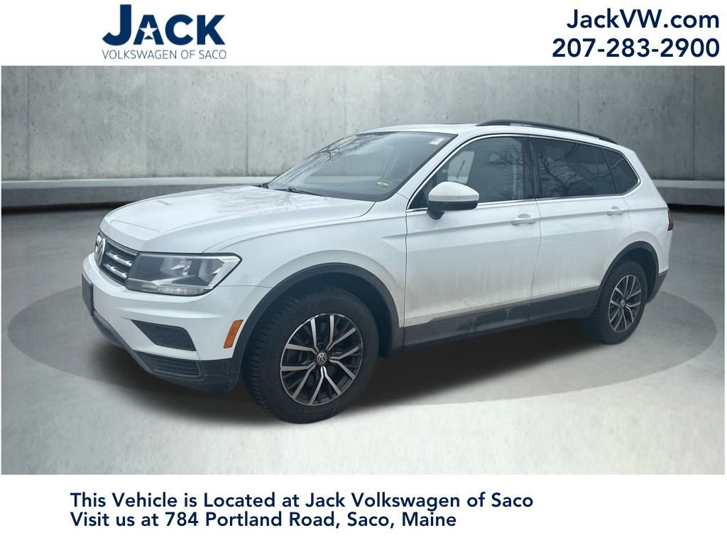 Used 2020 Volkswagen Tiguan SE w/ Panoramic Sunroof Package