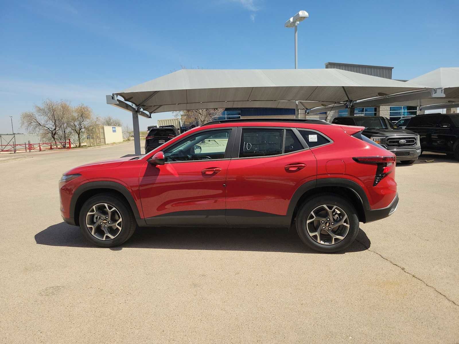 New 2026 Chevrolet Trax LT w/ Driver Confidence Package FWD image 5