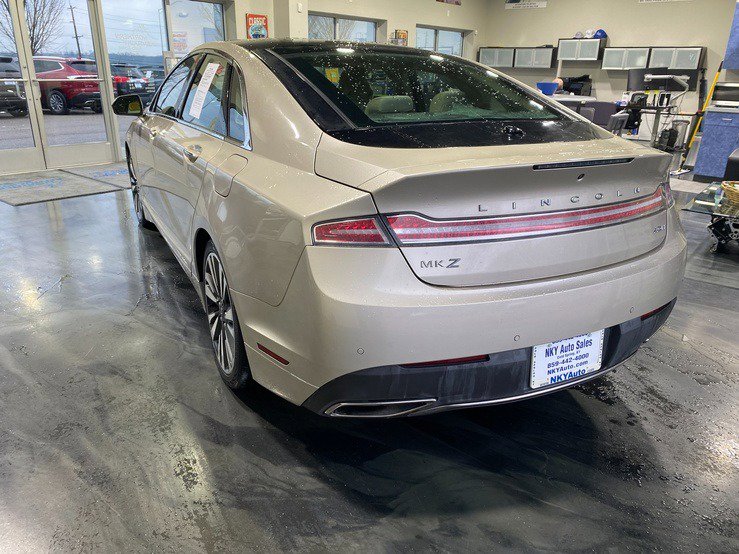 Used 2017 Lincoln MKZ Reserve w/ Climate Package image 5