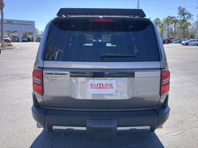 Certified 2024 Toyota Land Cruiser image 4
