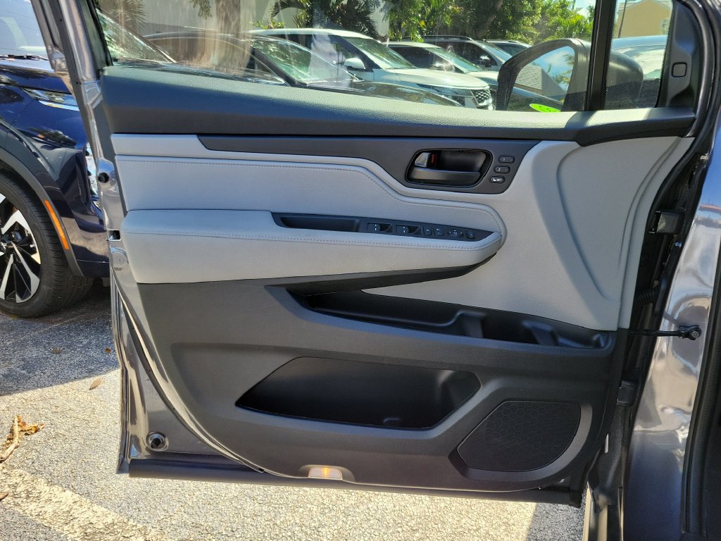 Used 2022 Honda Odyssey EX-L image 16