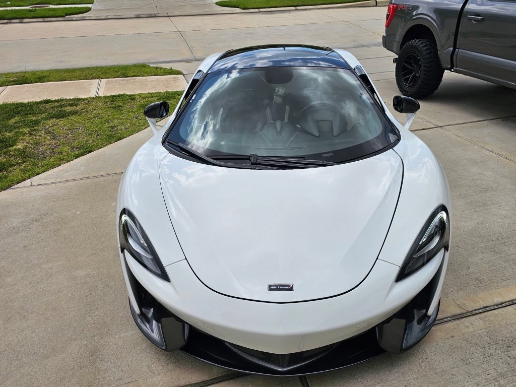 Used 2016 McLaren 570S Coupe RWD image 7