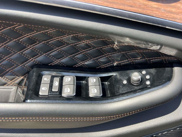 Certified 2022 Jeep Grand Cherokee Summit AWD/4WD image 17