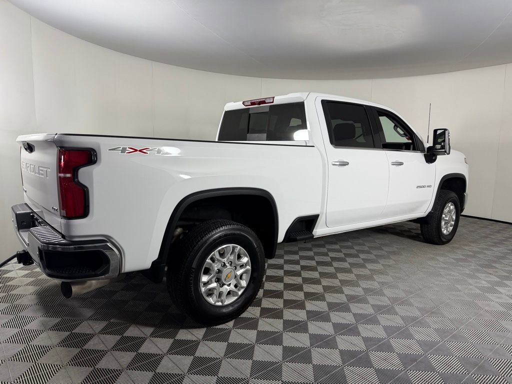 Used 2025 Chevrolet Silverado 2500 LTZ w/ LTZ Convenience Package AWD/4WD image 8