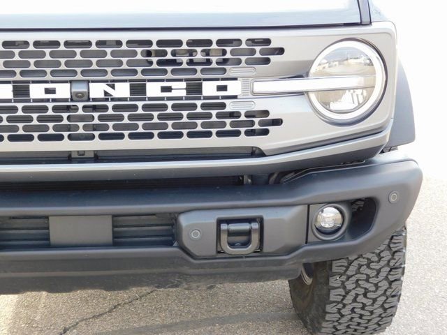Used 2025 Ford Bronco Badlands image 9