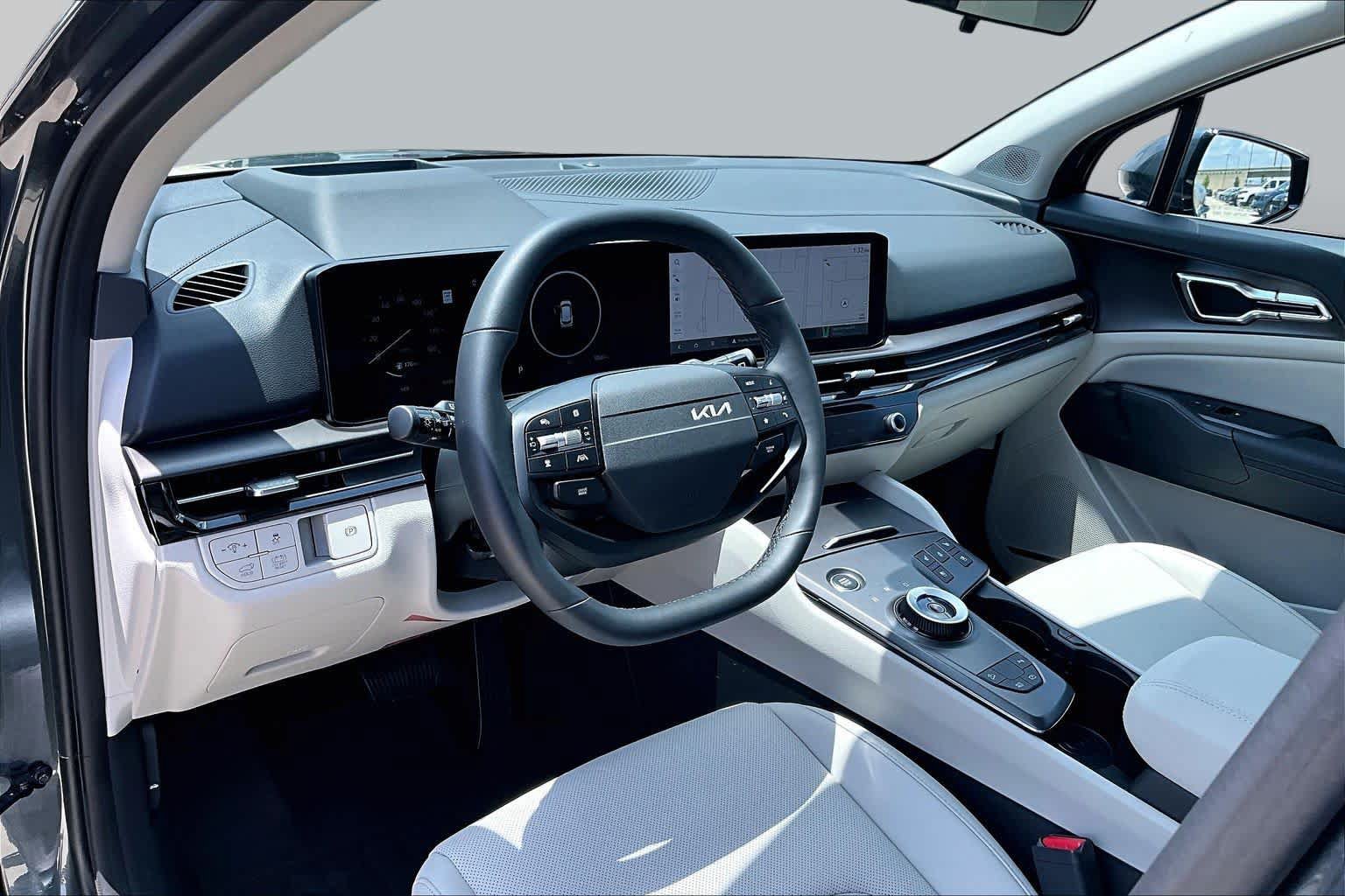 Certified 2026 Kia Sportage SX Prestige AWD/4WD image 17