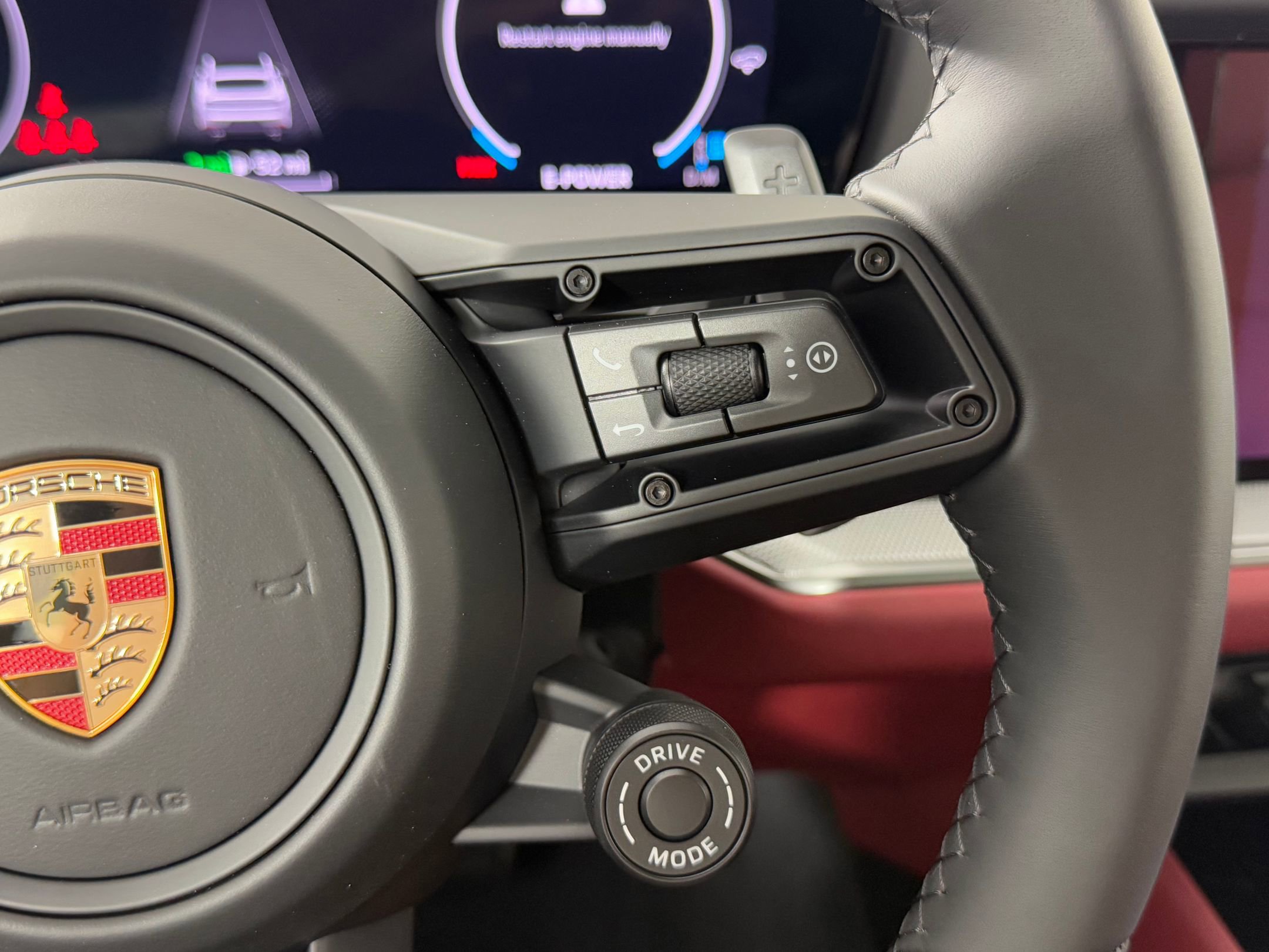 New 2026 Porsche Cayenne S image 26