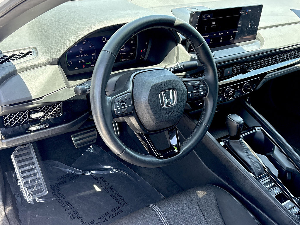 Used 2023 Honda Accord Sport image 11