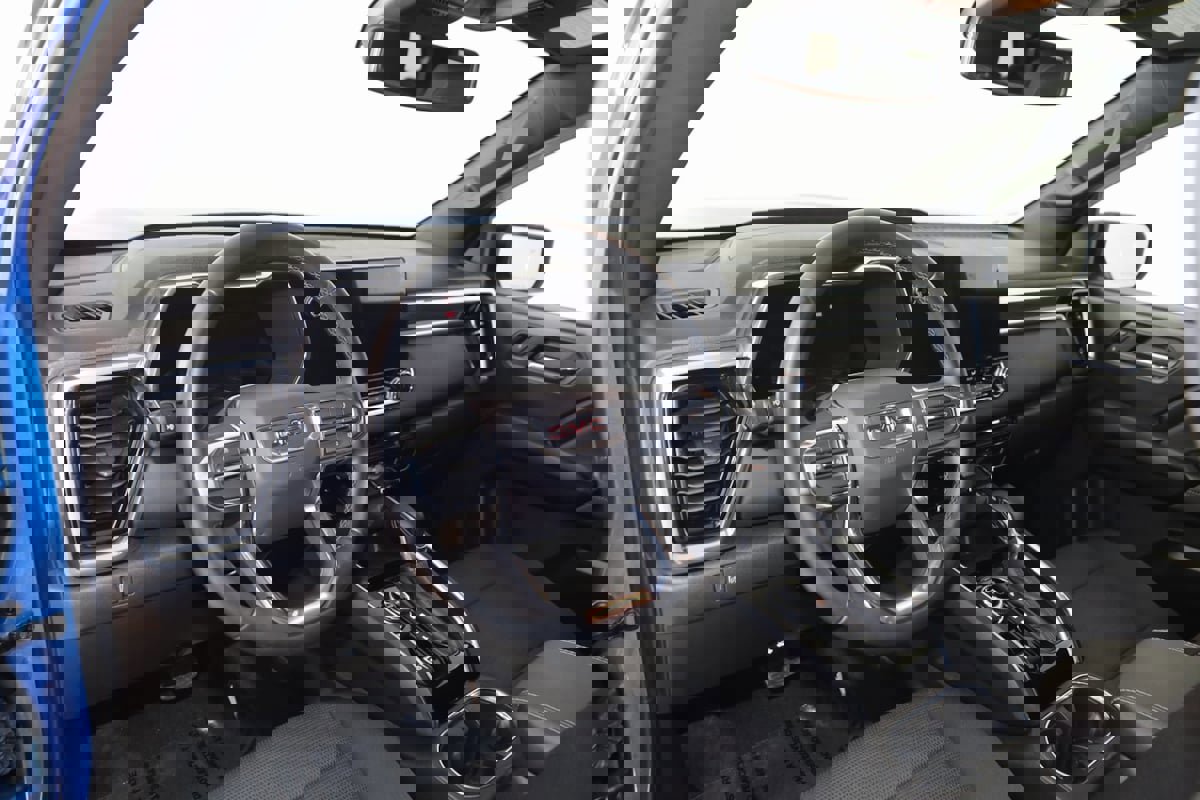 Used 2023 GMC Canyon Elevation w/ Convenience Package image 27