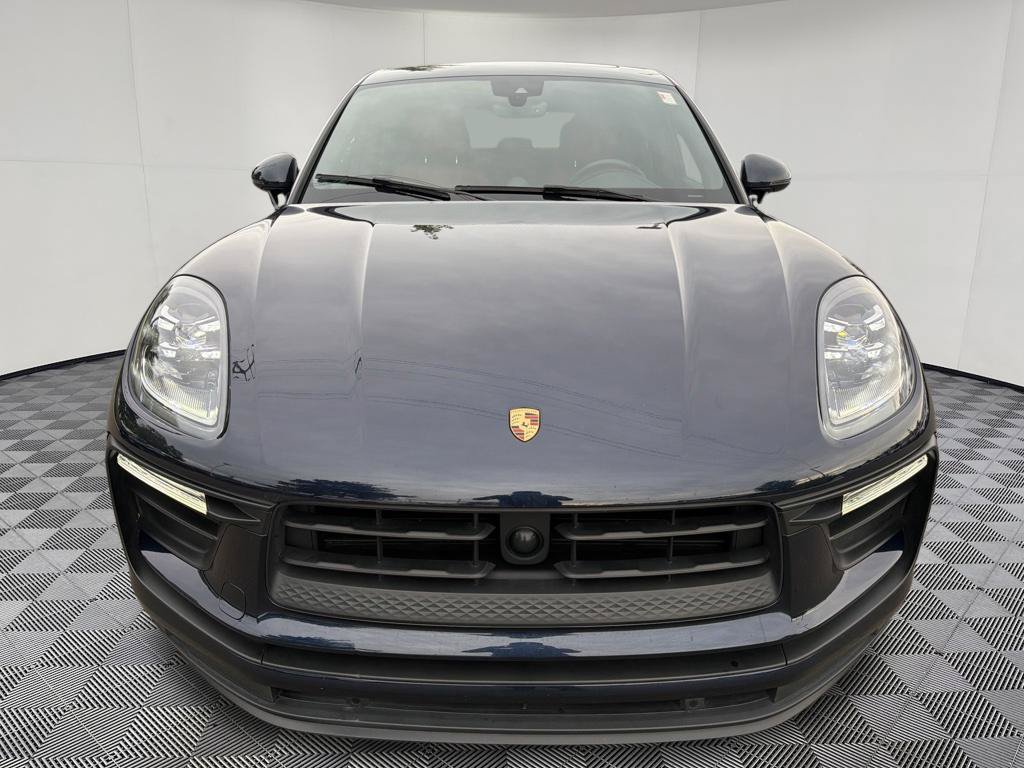 Used 2023 Porsche Macan Turbo AWD/4WD image 2