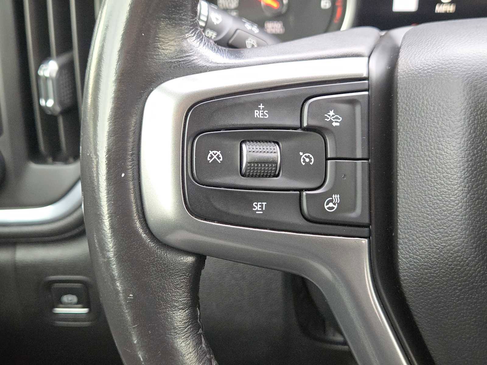 Used 2021 Chevrolet Silverado 1500 LTZ w/ LTZ Premium Package image 28