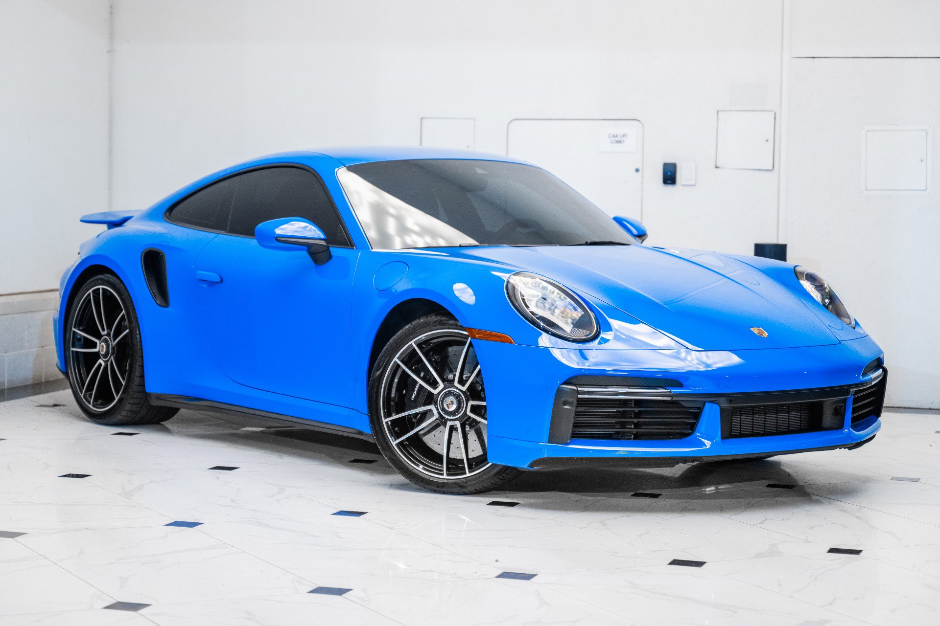 Used 2022 Porsche 911 Turbo S image 1