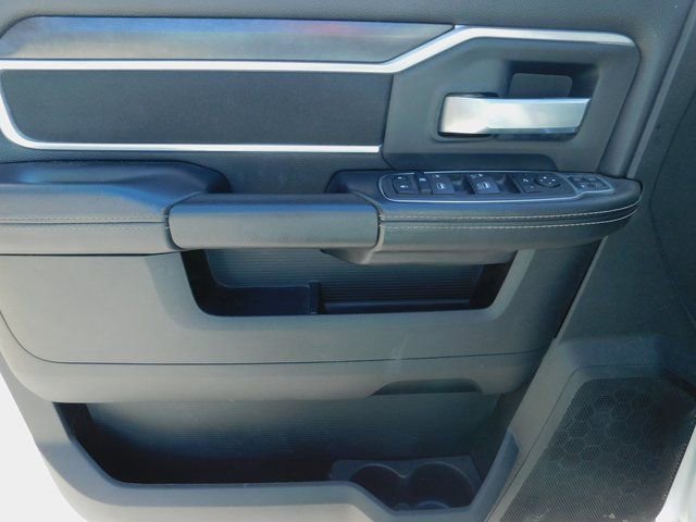 Used 2024 RAM 3500 Big Horn image 7