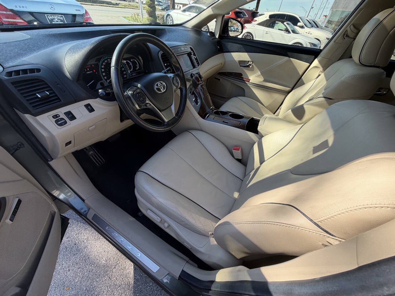 Used 2013 Toyota Venza Limited FWD image 18