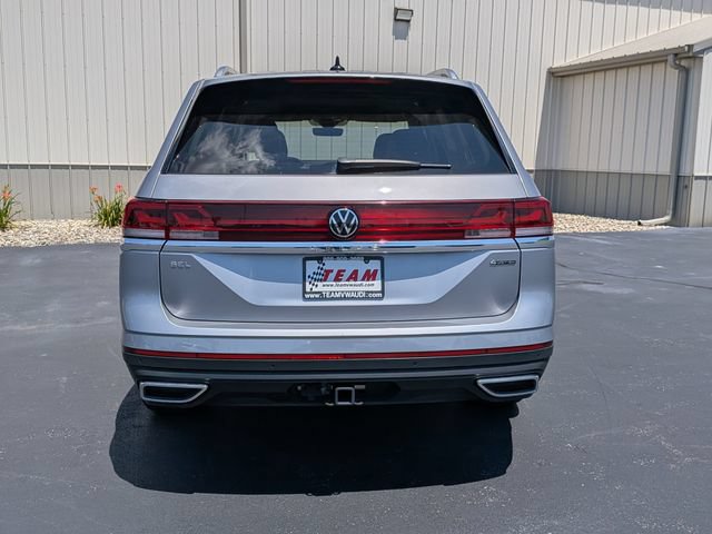 Used 2024 Volkswagen Atlas SEL AWD/4WD image 6