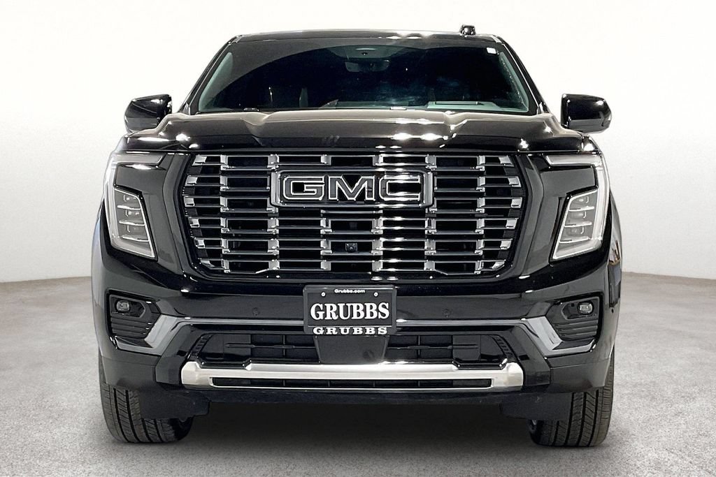 Used 2025 GMC Yukon Denali Ultimate AWD/4WD image 4