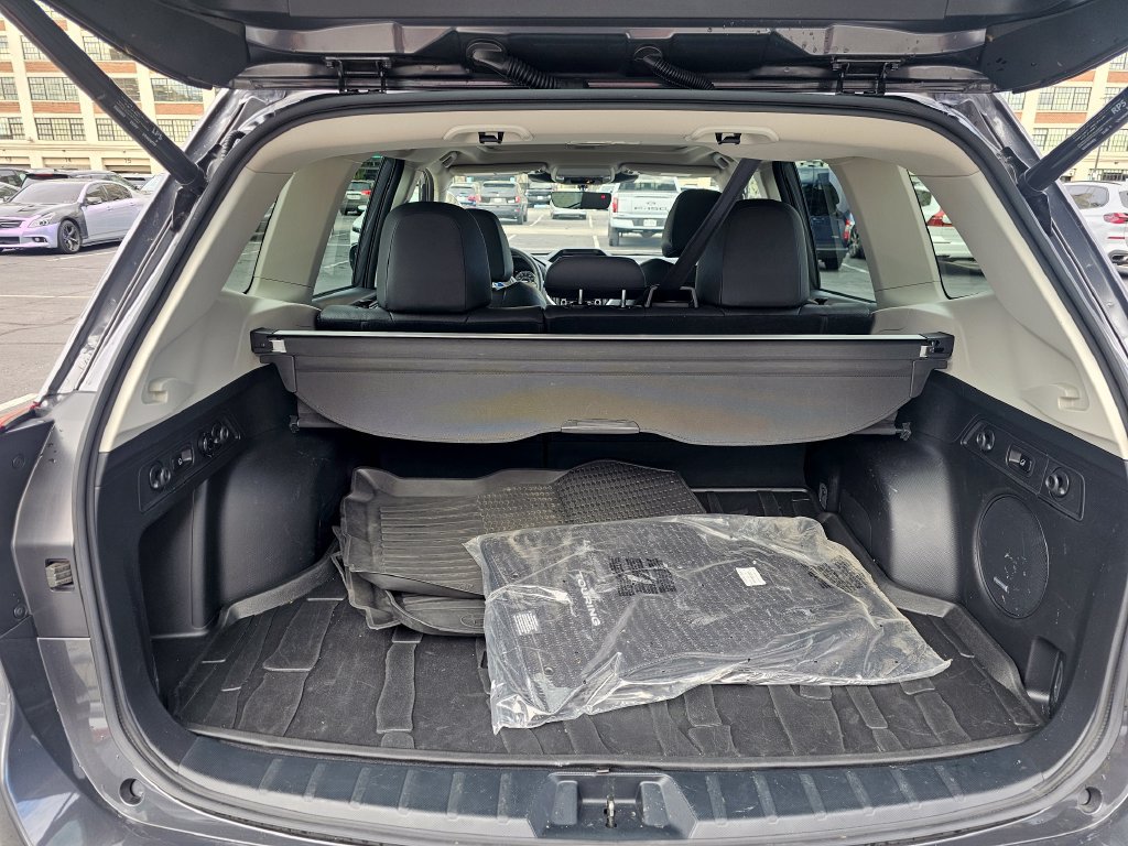 Used 2023 Subaru Forester Touring AWD/4WD image 30